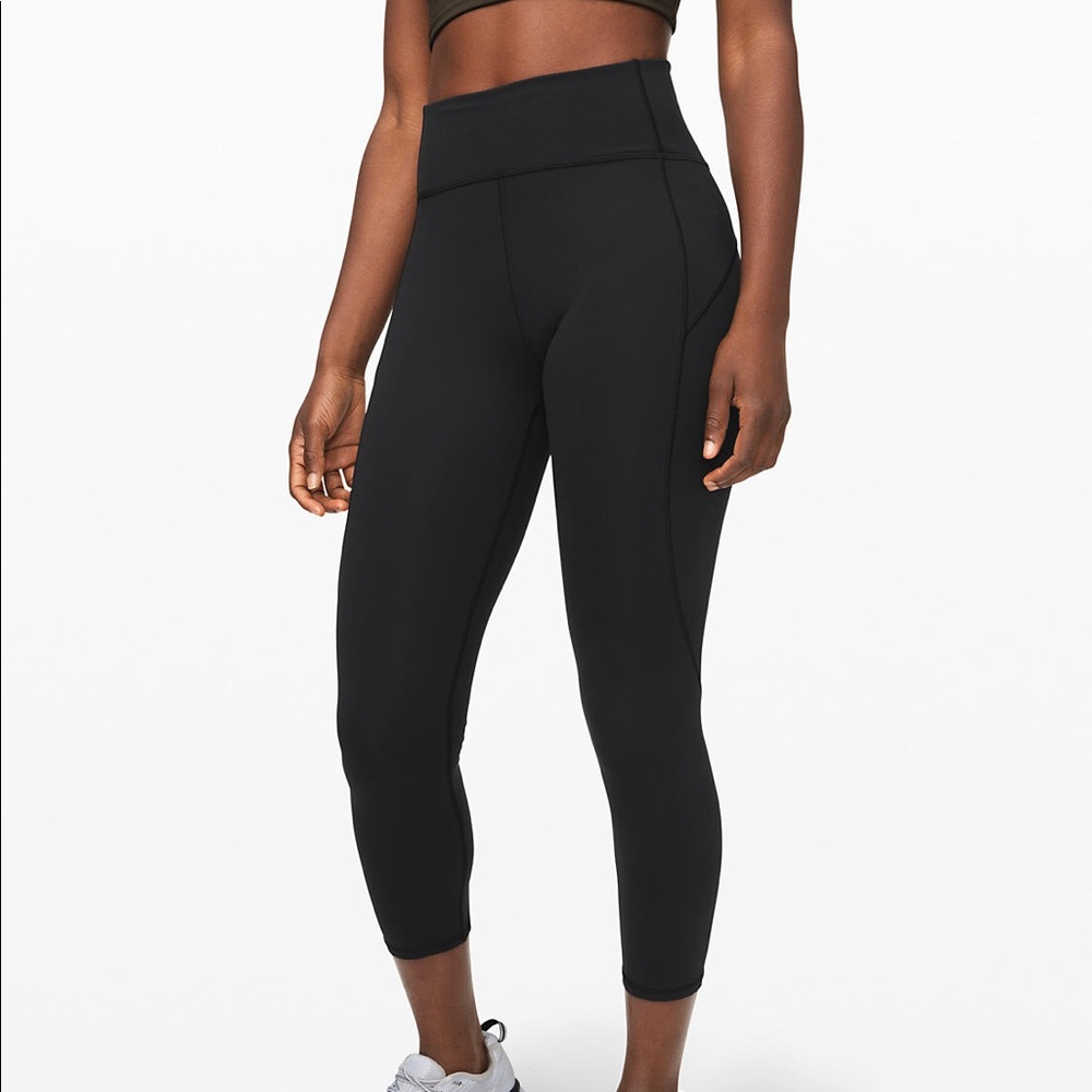 Black cropped leggings